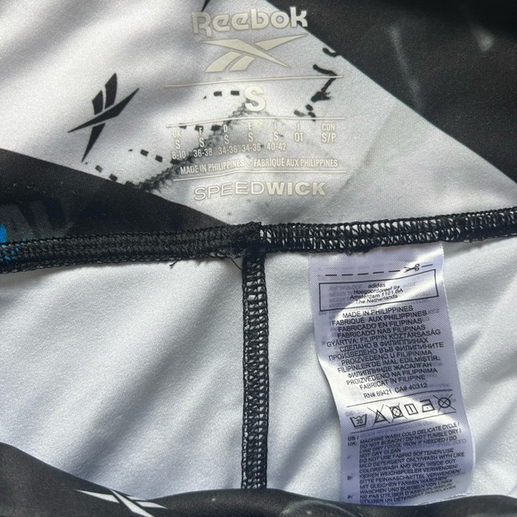 Reebok Woman’s Workout Leggings - Picture 4 of 6